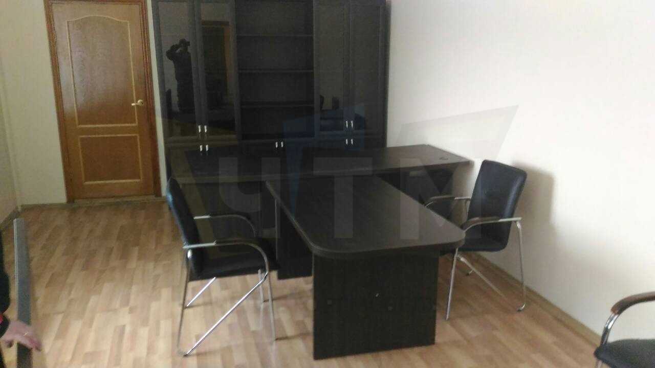 Офисная мебель для офиса в Челябинске на заказ